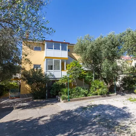 Helena, Mali Lošinj